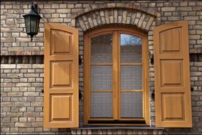 Comment se traduit  un volet  en anglais ?