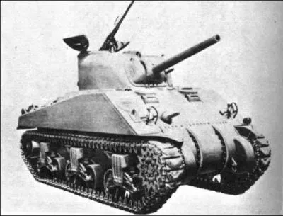 Ma simplicit me permet d'tre produit trs rapidement dans les usines. Cependant, sur le front, les chars ennemis comme le Tigre allemand (1944) me surpassent largement, qui suis-je ?