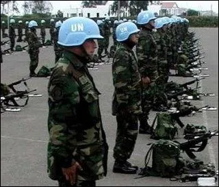 Les casques bleus sont :