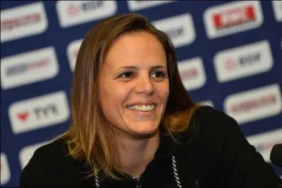 Quel record du monde, vieux de 18 ans, Laure Manaudou a-t-elle fait tomber lors des championnats de France 2006 de natation ?