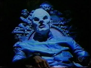 O est-il enferm (le matre) ?