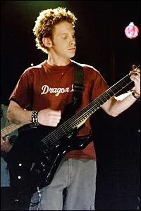 Quel nom porte le groupe de rock d'Oz ?