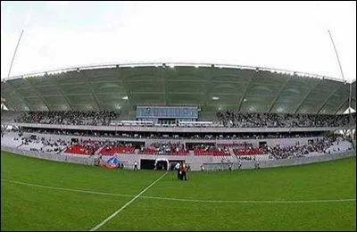 Quel est le surnom des joueurs du Stade de Reims, l'quipe de foot de la ville, qui fut 6 fois championne de France et remporta 2 fois la Coupe de France ?