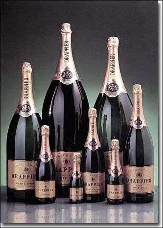 Le champagne est le vin effervescent qui fait la renomme de la ville  travers le monde. Savez-vous comment s'appelle la bouteille contenant 30 litres de cette boisson ?