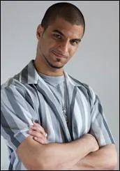 Comment s'appelle ce garçon ?