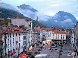 Je vais vous faire visiter la ville de Grenoble, o la population porte le gentil ...