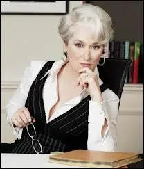 Dans ce film tir d'un best-seller, qui fait rfrence  Anna Wintour, Meryl a dclar avoir particulirement souffert... ?