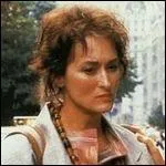 Dans ce film tir de l'autobiographie de Nora Ephron, alors pouse du journaliste Carl Bernstein (le Watergate), elle est la spcialiste de la tarte au kiwi. Quel est ce joli film ?