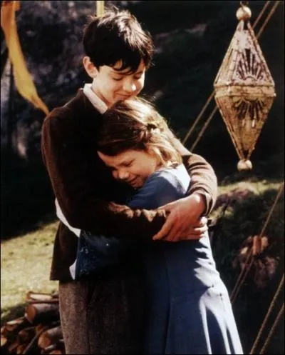 Combien a-t-elle d'annes d'cart avec Edmund ?