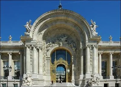 Devenu muse en 1902, ce fleuron architectural dcor de mosaques et de ferronneries expose des collections de l'antiquit grecque et de nombreuses uvres de l'art franais entre 1870 et 1918.