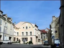 Je me rends  Cormeilles-en-Parisis, o les habitants se nomment les ...