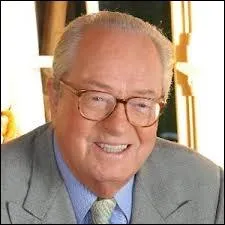 Dans le  bbte show , comment tait reprsent Jean Marie le Pen ?