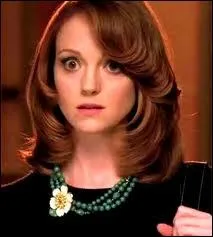 De qui Emma Pillsbury est-elle amoureuse (Saisons 1, 2 et 3) ?