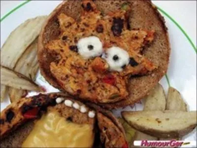 Cette jeune fille trs intelligente aime jouer du saxophone, est devenue vgtarienne depuis qu'elle a vu un mignon petit agneau et rve d'tre la premire femme prsidente des tats-Unis :