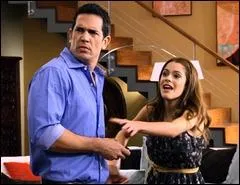 Comment s'appelle le garon qui vient vivre chez Violetta pour quelques jours (sa mre est amie avec German) ?