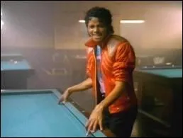 Qui chante (a chant)  Beat It  ?