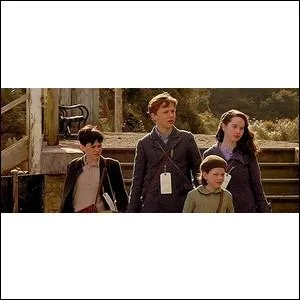 Quel est le nom de famille de ces enfants ?