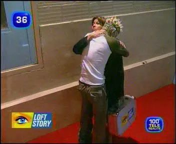 Loft Story 2 - C'est Kenza qui part et Steevy...