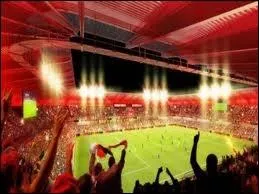 Quel nom porte le stade du VAFC ?