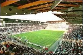 Comment s'appelle le stade de Lorient ?