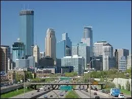 Dans quel tat se trouve la ville de Minneapolis ?