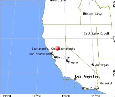 Dans quelle ville de Californie la famille habite-t-elle ?