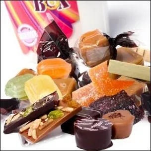 Un jour de la Martinique / Nique, nique / Son pays / Une fille sympathique Thique, thique...