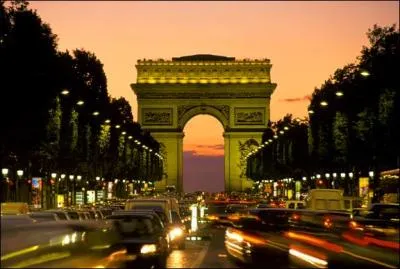Qui a chant  Aux Champs Elyses  ?