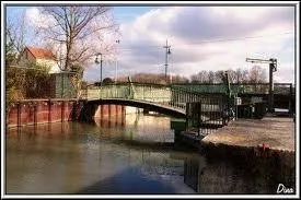 L'Orge, rivire Francilienne, se jette ...