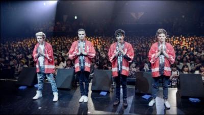 Qui chante dans les bras de la statue de la libert ?