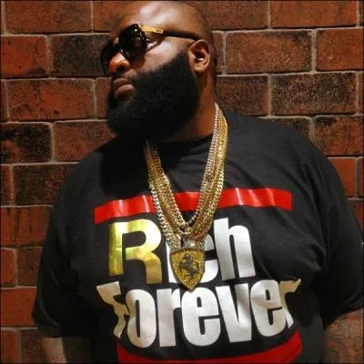 Il a eu un norme clash avec :