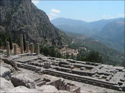 Quel est le nom de ce clbre sanctuaire grec ?