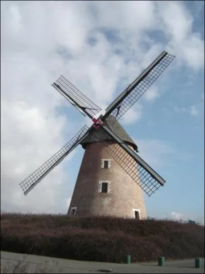 Quelle grande ville est proche de ce moulin ?