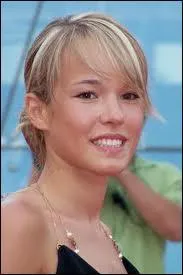 Qui joue le rle de'Alize la meilleure amie de Clem ?