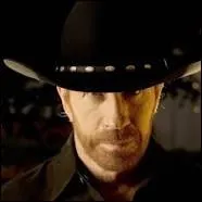 Comment s'appelle l'acteur de  Walker texas ranger   ?
