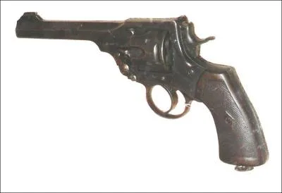 Revolver ayant beaucoup servi dans l'arme britannique, qui est son crateur ?