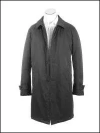 Ce manteau est un classique du commissaire franais autrefois. C'est une :