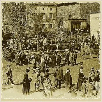 A quelle poque de l'anne, avait lieu autrefois le paiement des fermages par les fermiers ( Date traditionnelle d'expiration des baux ruraux ) ?