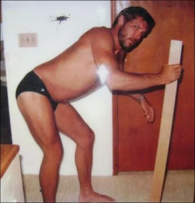 Quelle est son identit ?