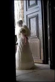 Qui chantait  Pour moi ma mre m'a donn sa robe de marie, peux-tu jamais me pardonner, je t'ai trop fait pleurer  ?