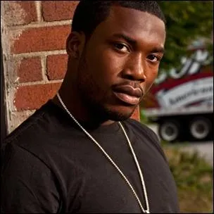 Quel est le nom de sa prochaine mixtape (2013) ?