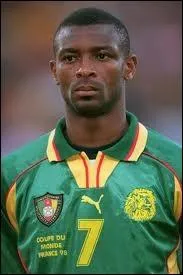 Identifie cette gloire du football camerounais et coche son nom :