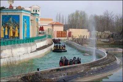 Quel est l'ancien nom de cette attraction du Parc Astrix ?