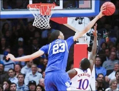 Qui est le meilleur bloqueur de la saison ?