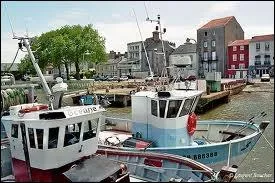 Promenons-nous  Paimboeuf, o les habitants rpondent au nom de ...