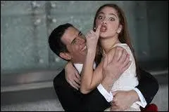 Son pre sait-il o elle tudie ?