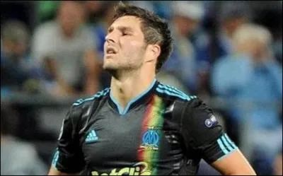 Comment s'appelle le meilleur buteur de l'OM ?