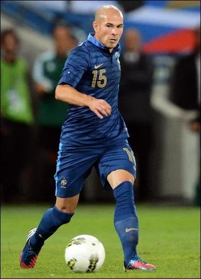 A la suite de ce but, il obtient la confiance de quelqu'un. Mais de qui ?