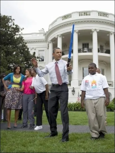 Quelle est cette personnalit et quel est ce monument ? (Indice : ce monument est la maison du Prsident de la Rpublique amricaine )