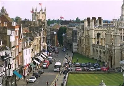 O passe-t-il les dernires dcennies de sa vie, aux cts de sa famille ?